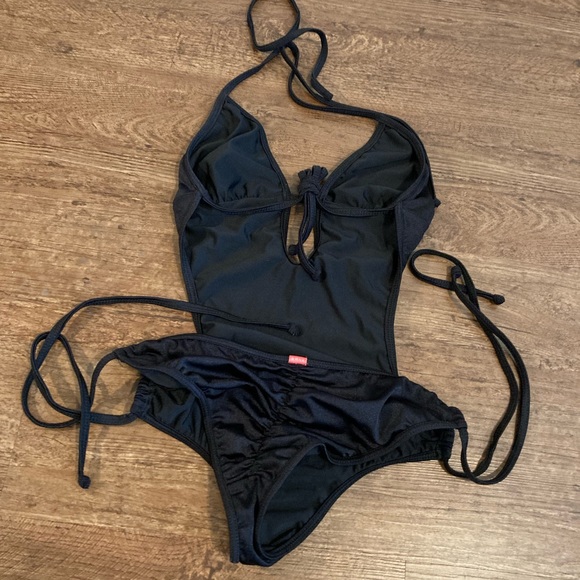 DOLL one piece - Picture 5 of 8